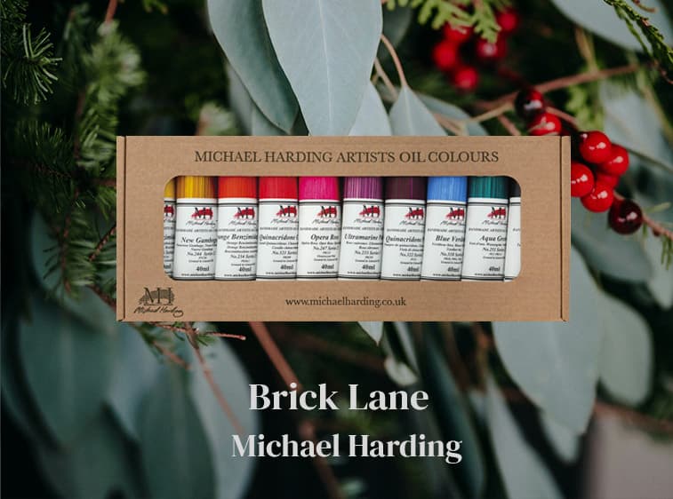 An artists oil paint set