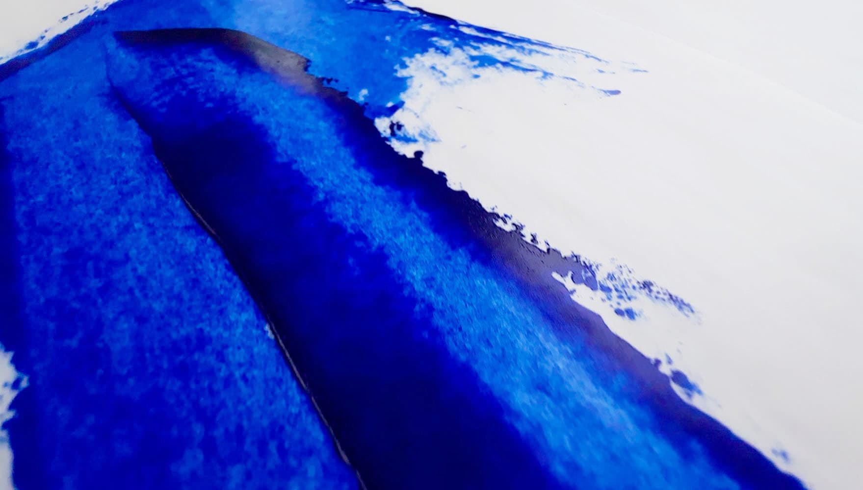 Michael Harding oil paint spread thinly reveals the semi-transparency of Ultramarine Blue