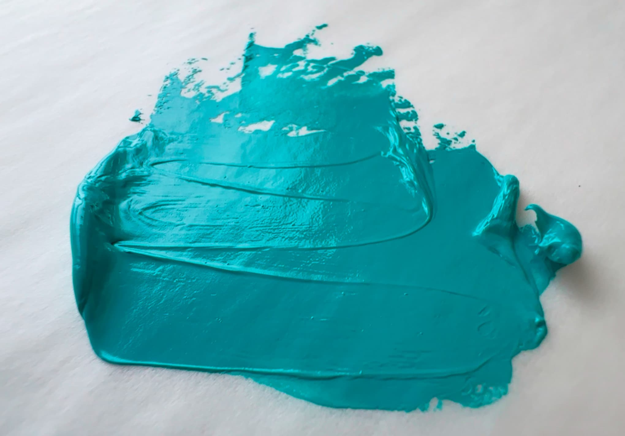 A little Michael Harding Cobalt Teal oil paint made with pigment PG50 pulled with a palette knife