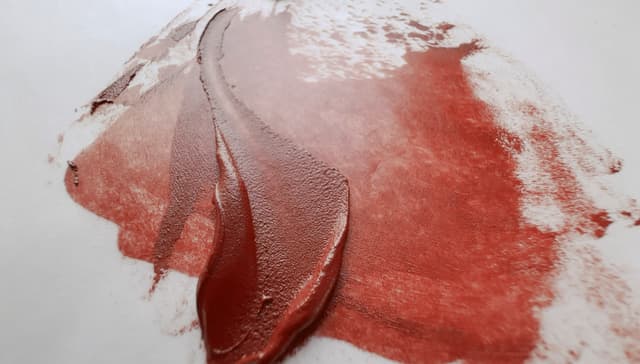 Another case of one pigment code, many colors. 3