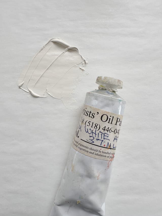 Titanium in Hand-washed Cold-Pressed Linseed Oil - RGH Atelier 1