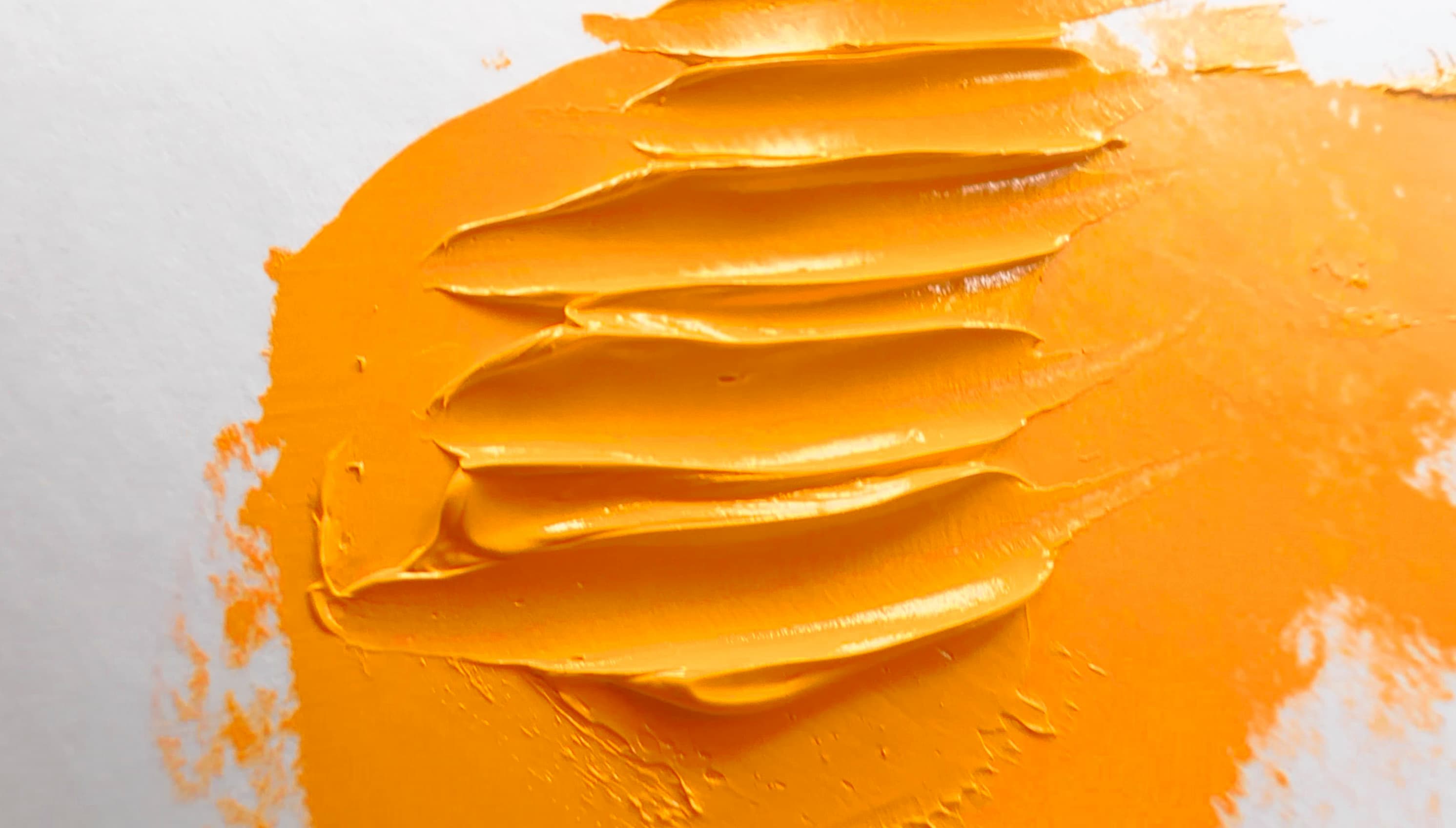 Impasto application of oil paint made with Hansa Yellow, PY65